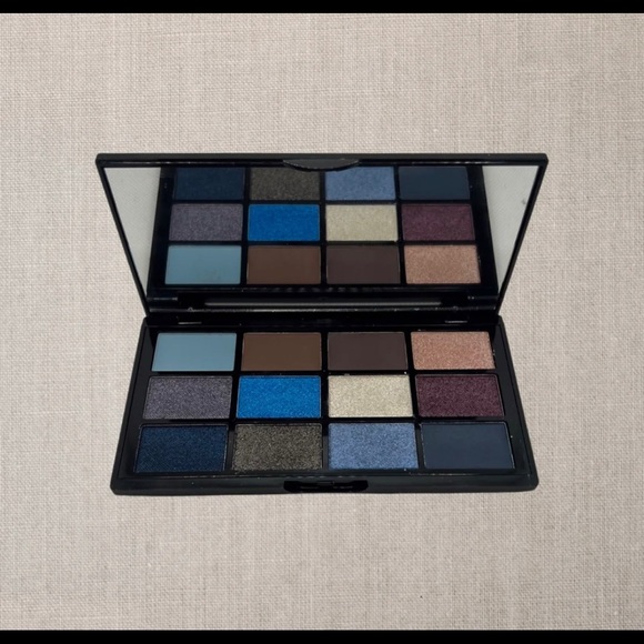S.HE Eyeshadow Palette ES405C - Picture 3 of 3